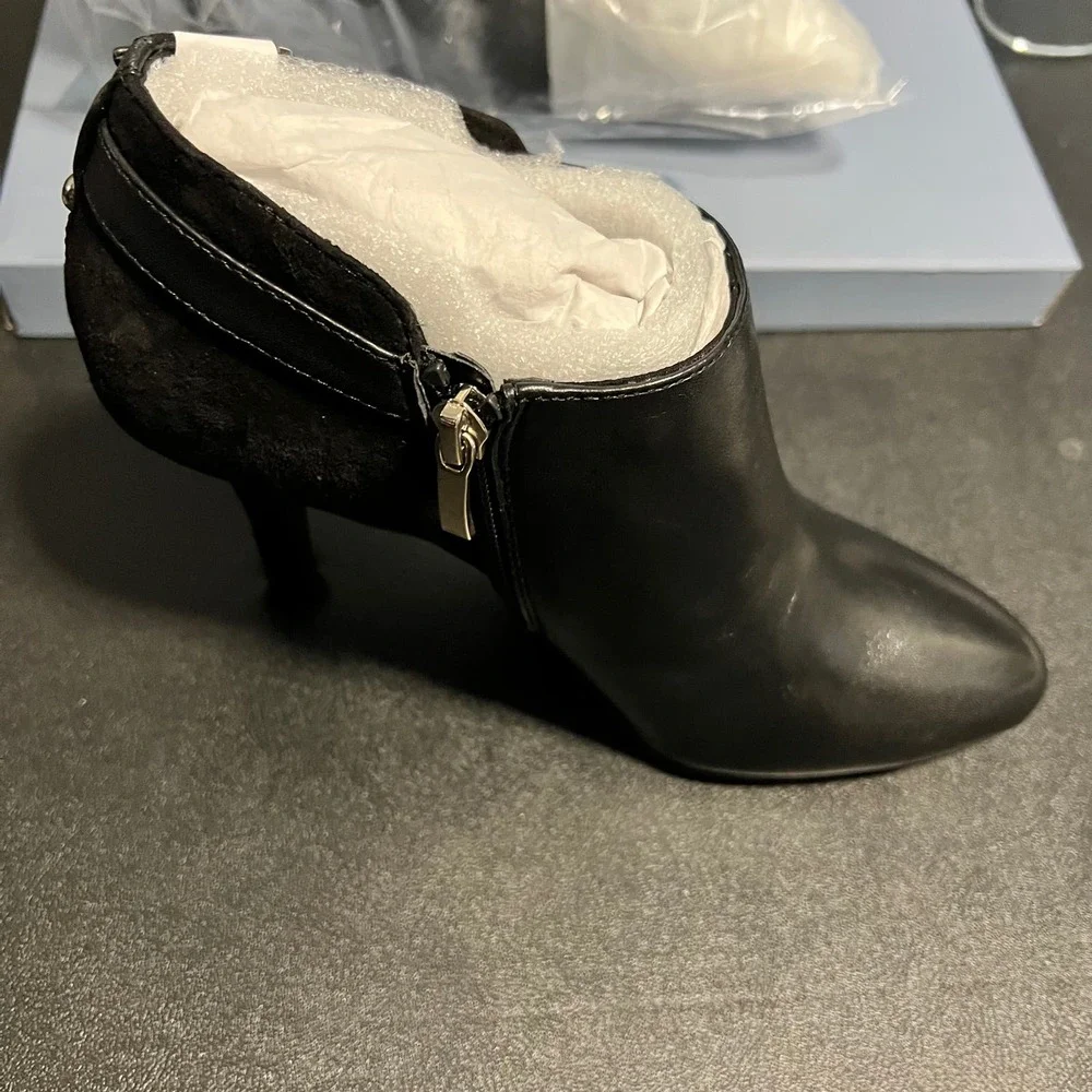 Women’s Essex Lane Jasmine Bootie Leather/Sued Size 9 - Picture 2 of 5